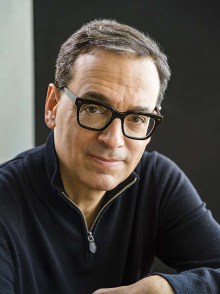 Daniel H. Pink: Саяси мінберден адам жанына: Дәниел Пинк феномені