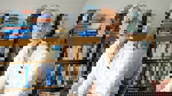 Vasant Dhar: Сенім мен бақылау балансы: Шектеу қайда?