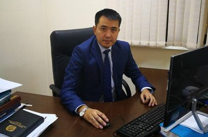Мирас Мұқаш. Аула