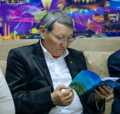 «Үлкеннің жүзіне бергенше...» (Соңы)