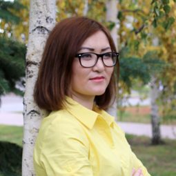 Есіл жағасындағы екеу