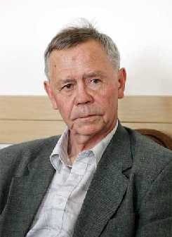 Б. Ә