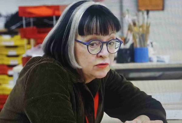 Philippa Perry: Ересек қыздың «жасөспірімдік» бүлігі: Рөлдердің ауысуы