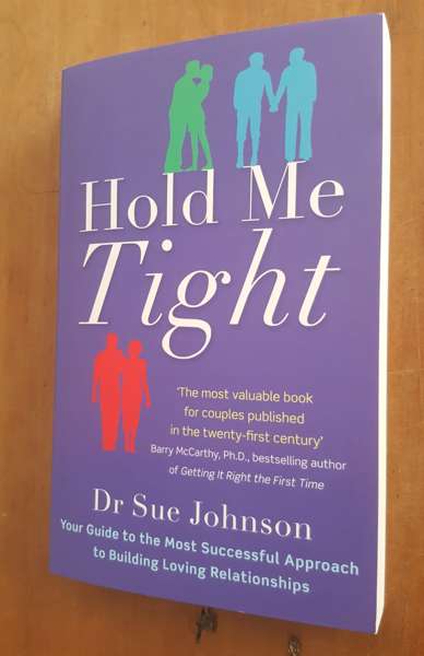 Sue Johnson: Байланыс теориясының қайта түлеуі: Боулбиден Джонсонға дейін