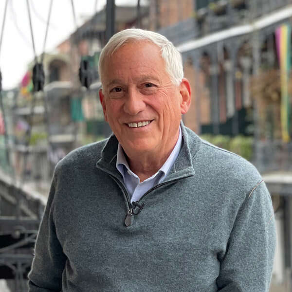 Walter Isaacson: Инновациялар тоғысындағы әлем: Гуманитарлық және техникалық ғылымдардың қиылысы