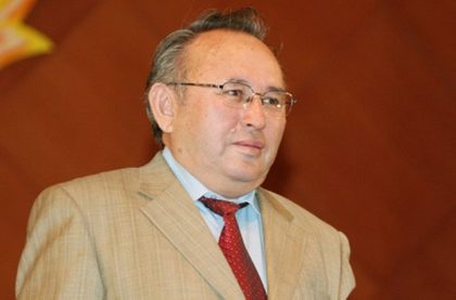 Ақын Айтұлының өлеңі ұрланды