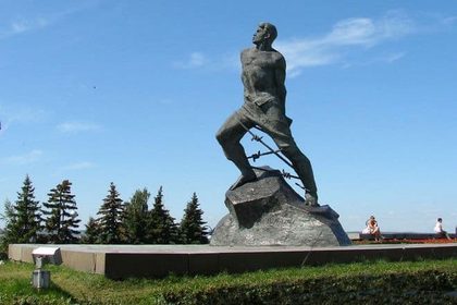 «Моабит дәптері». Қапаста жазылған жырлар