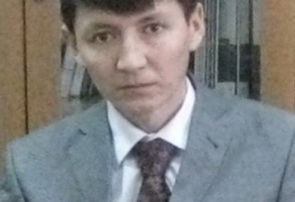 Шала бауыздалған ақ ешкі